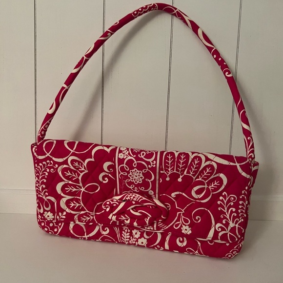 Vera Bradley Handbags - Vibrant Pink Vera Bradley Purse
